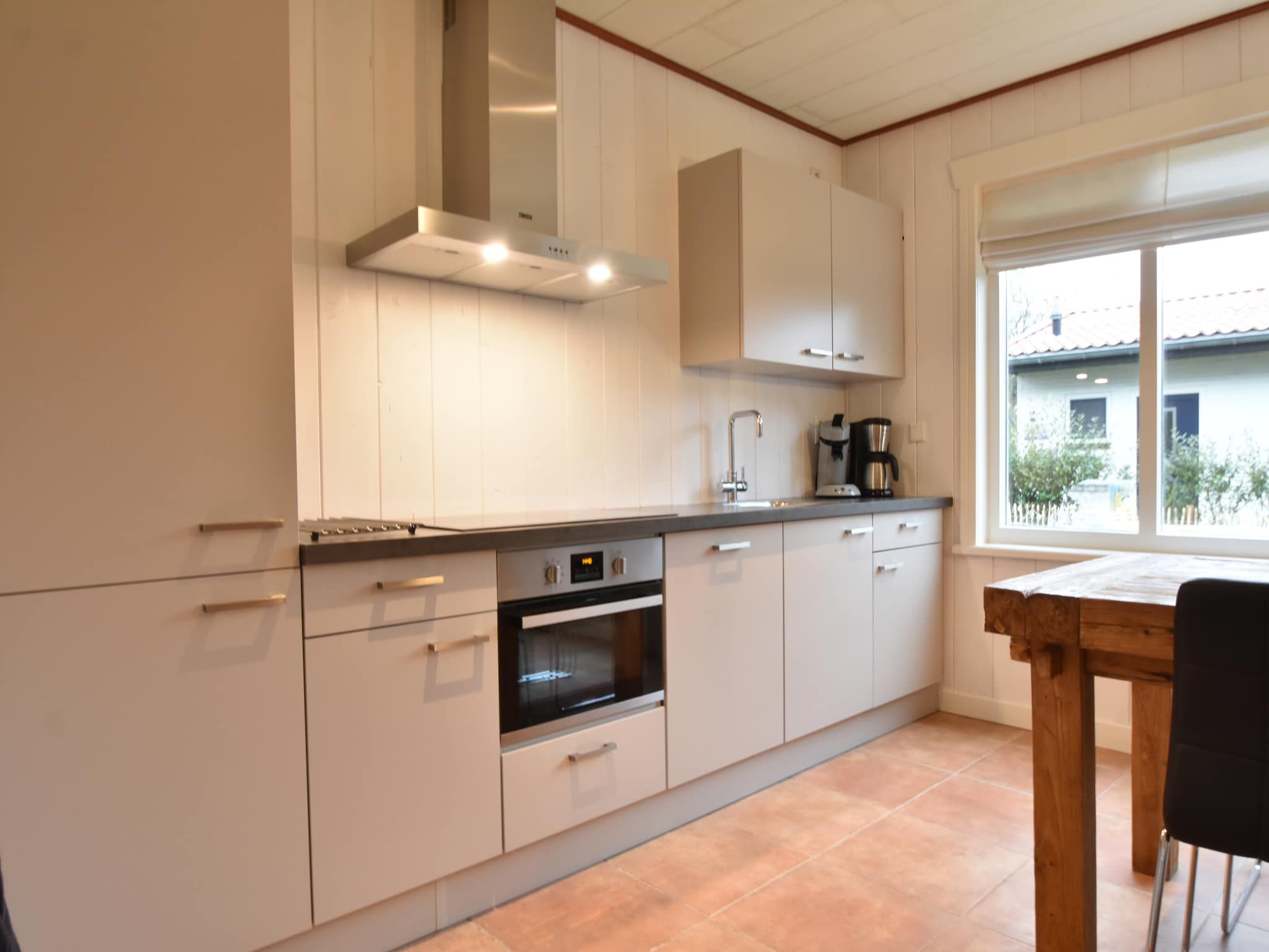 De keuken van 8p Garnekuul 1 in Callantsoog