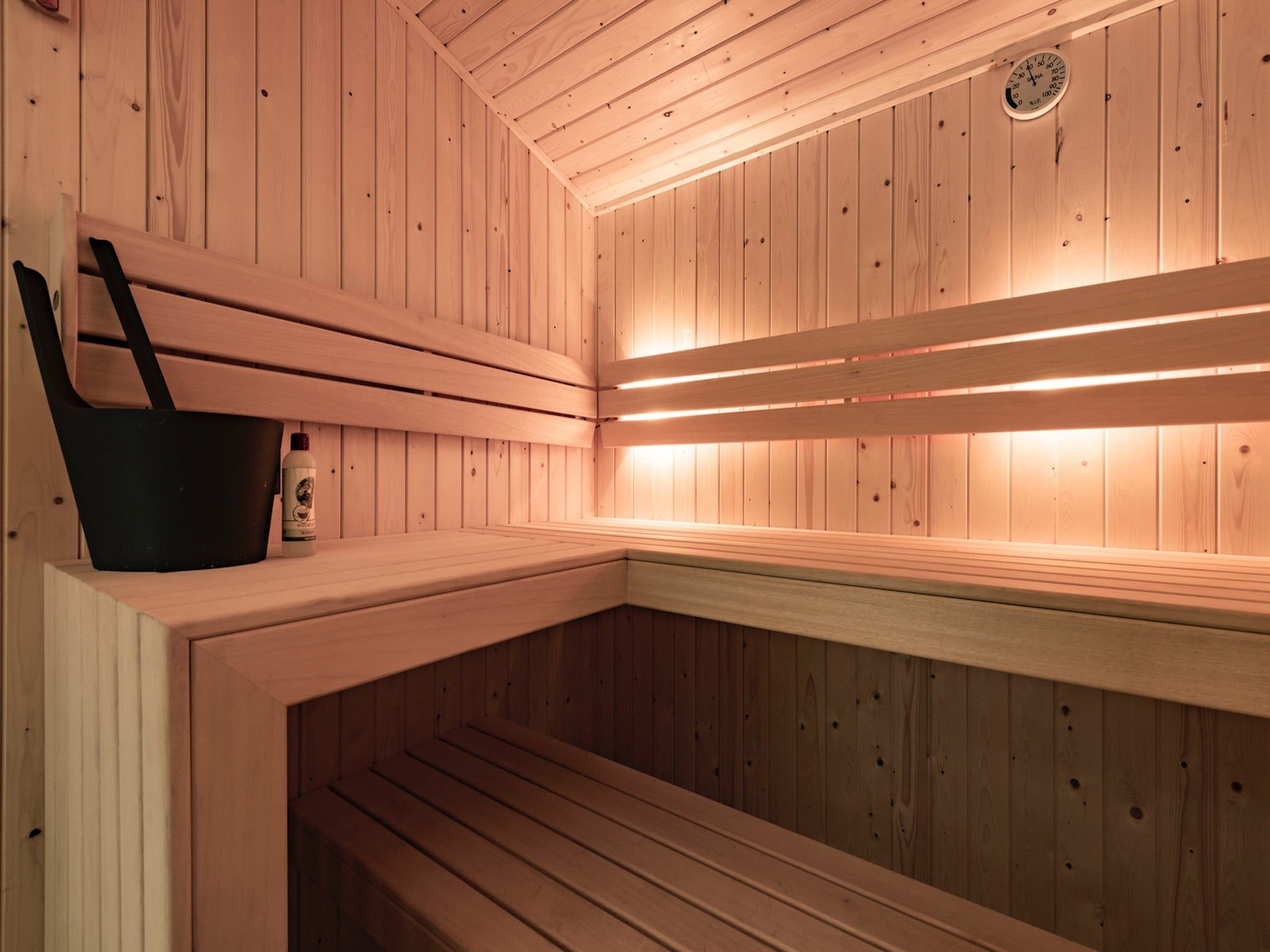 Wellness bij Friese Meren Villa's 5 in Delfstrahuizen