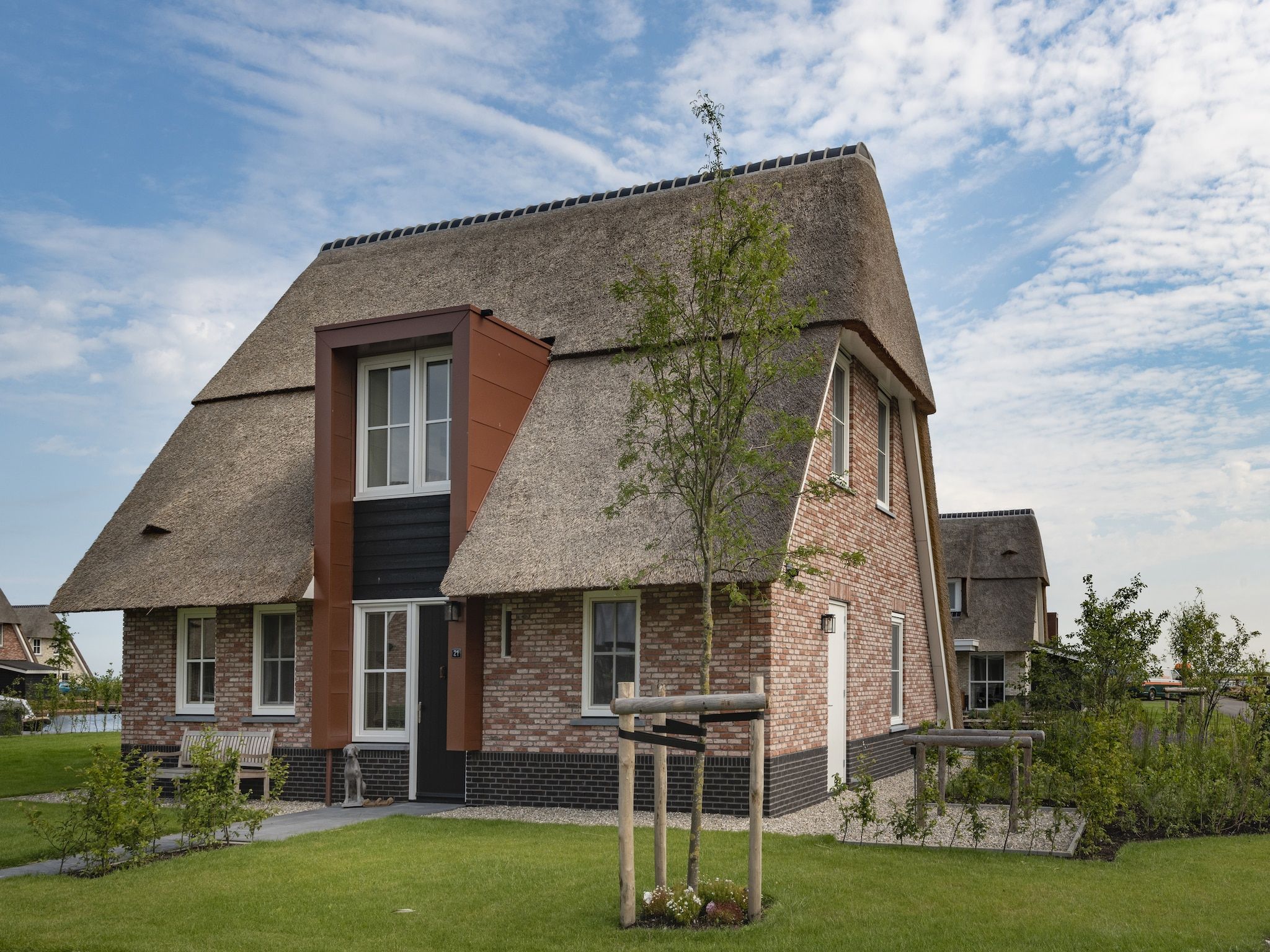 De buitenkant van Friese Meren Villa's 7 in Delfstrahuizen