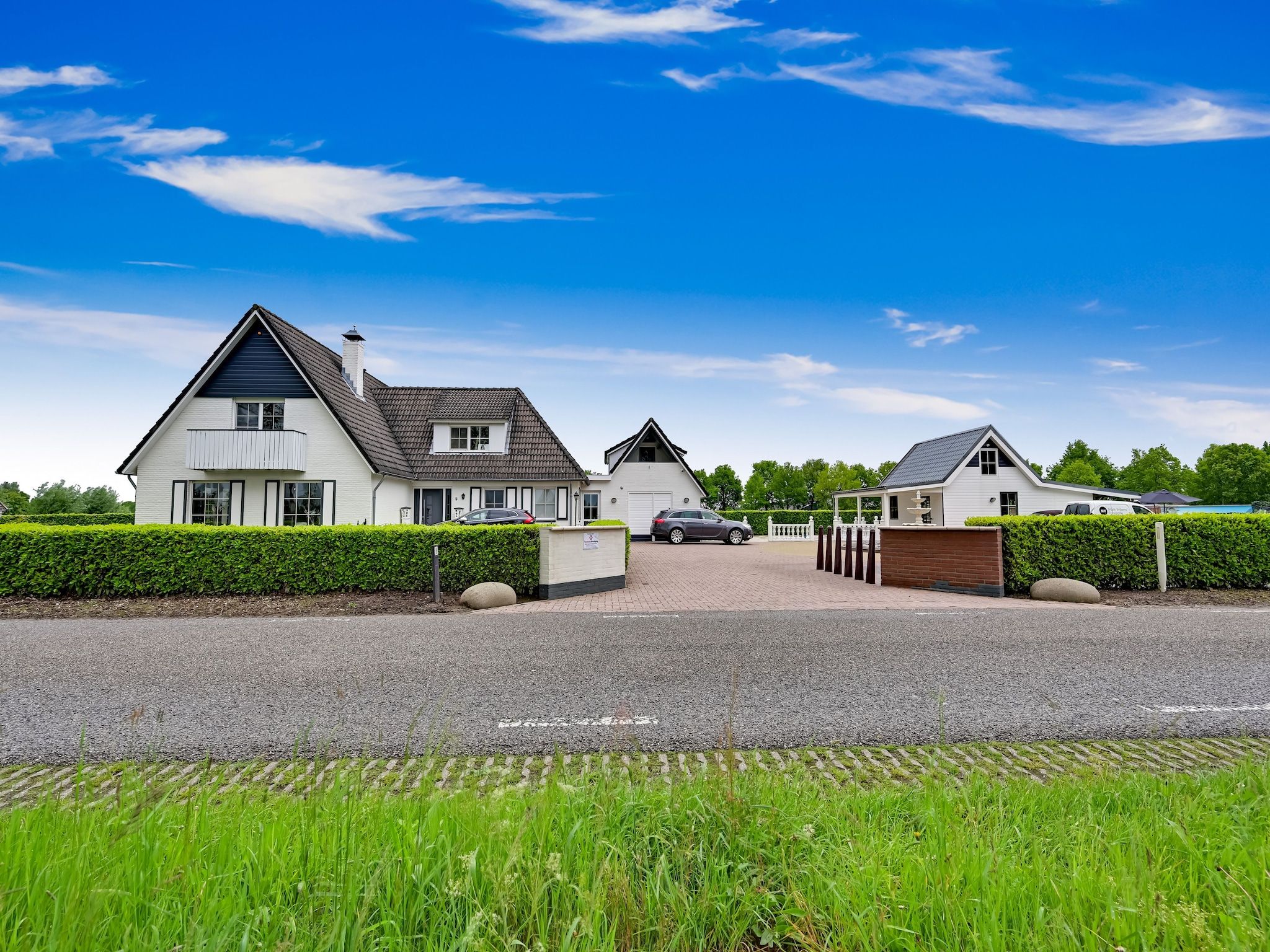 De buitenkant van Villa Didam in Didam