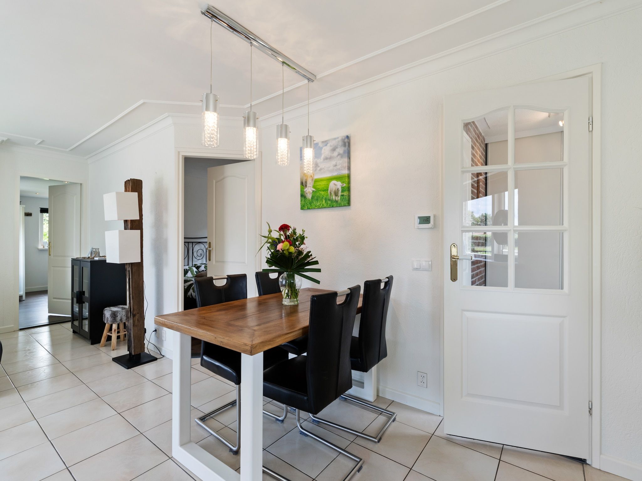 De eetkamer van Huisje Putten in Putten