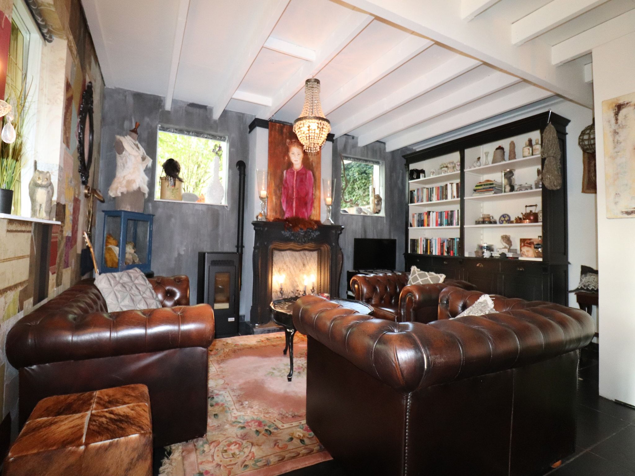 De woonkamer van Vakantiehuis 'Het Atelier' in Sleen