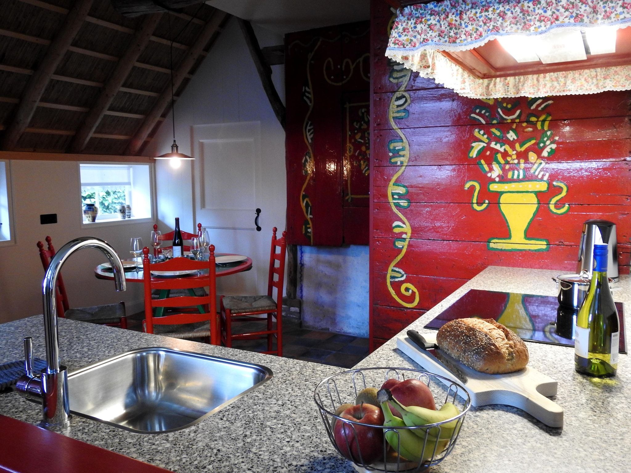 De keuken van woonboerderij in Staphorst voor 6 personen in Rouveen