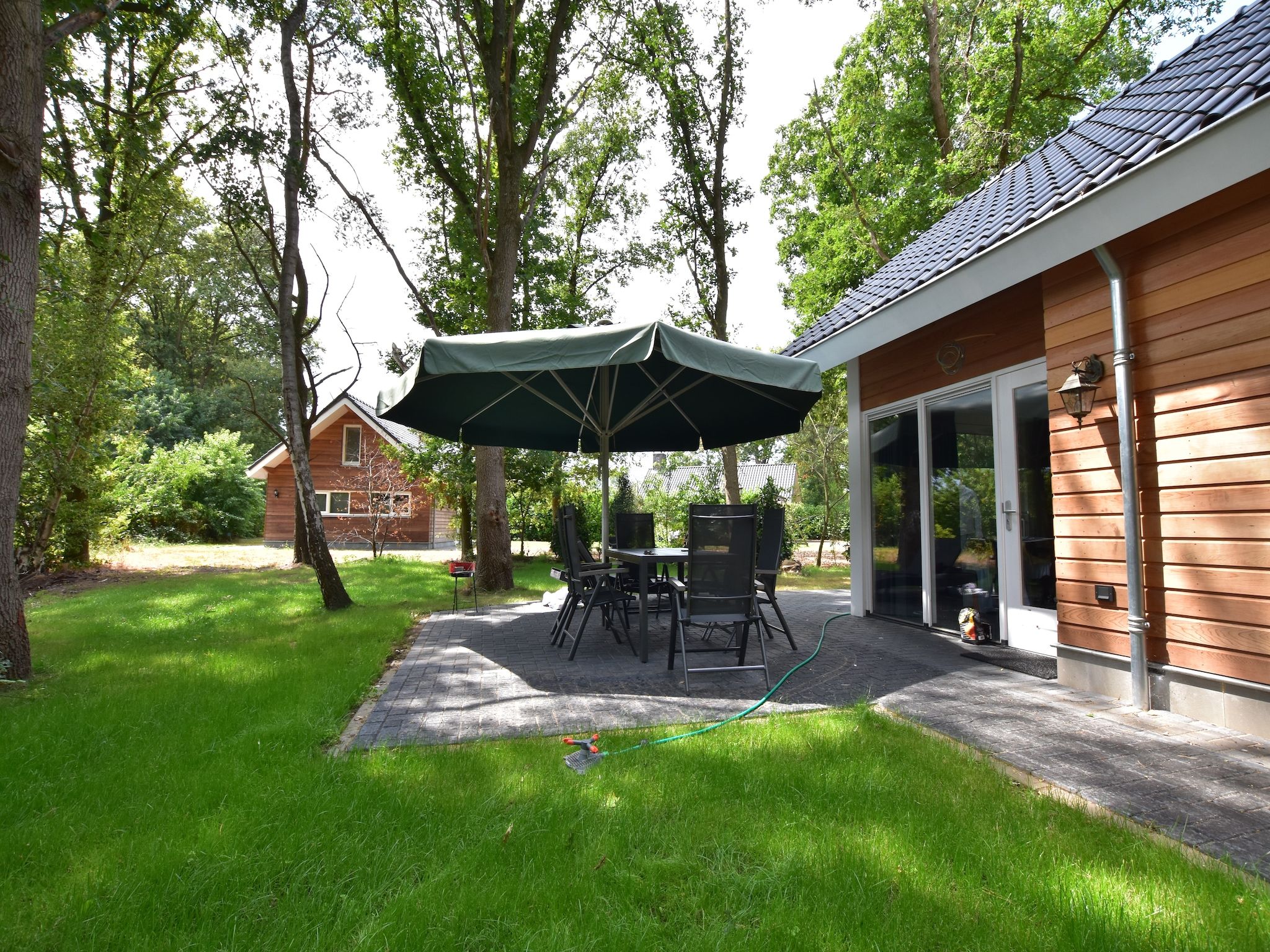 De tuin van Uitzicht in Reutum