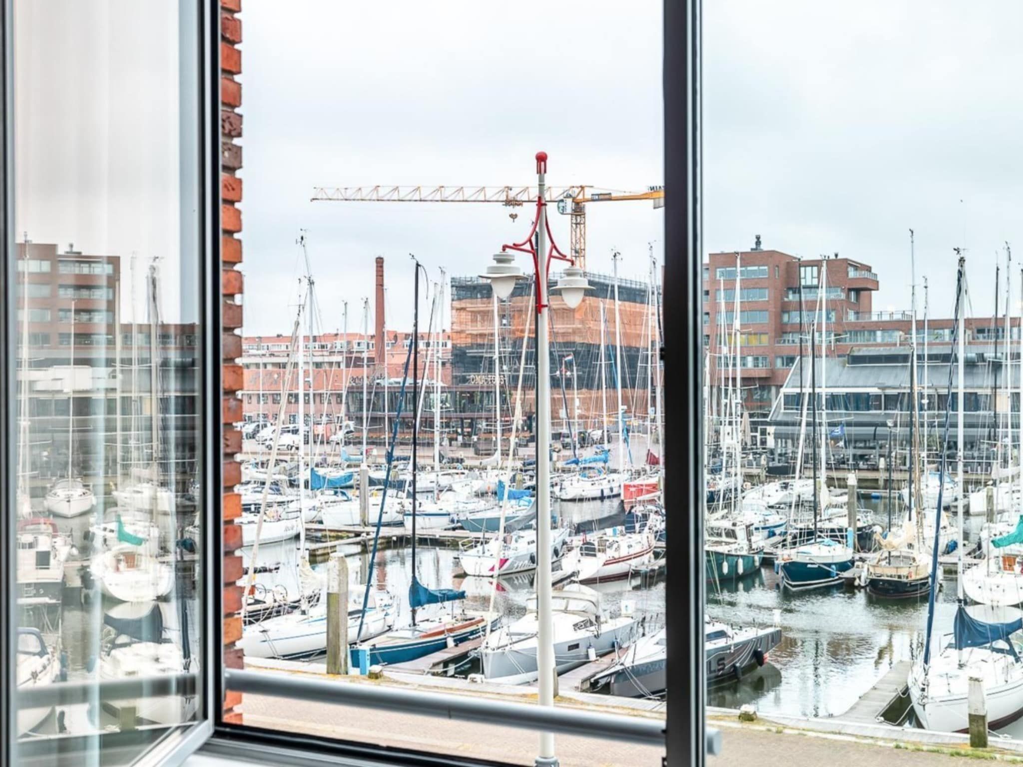 Het uitzicht vanaf Scheveningen Harbour 56 in Den Haag