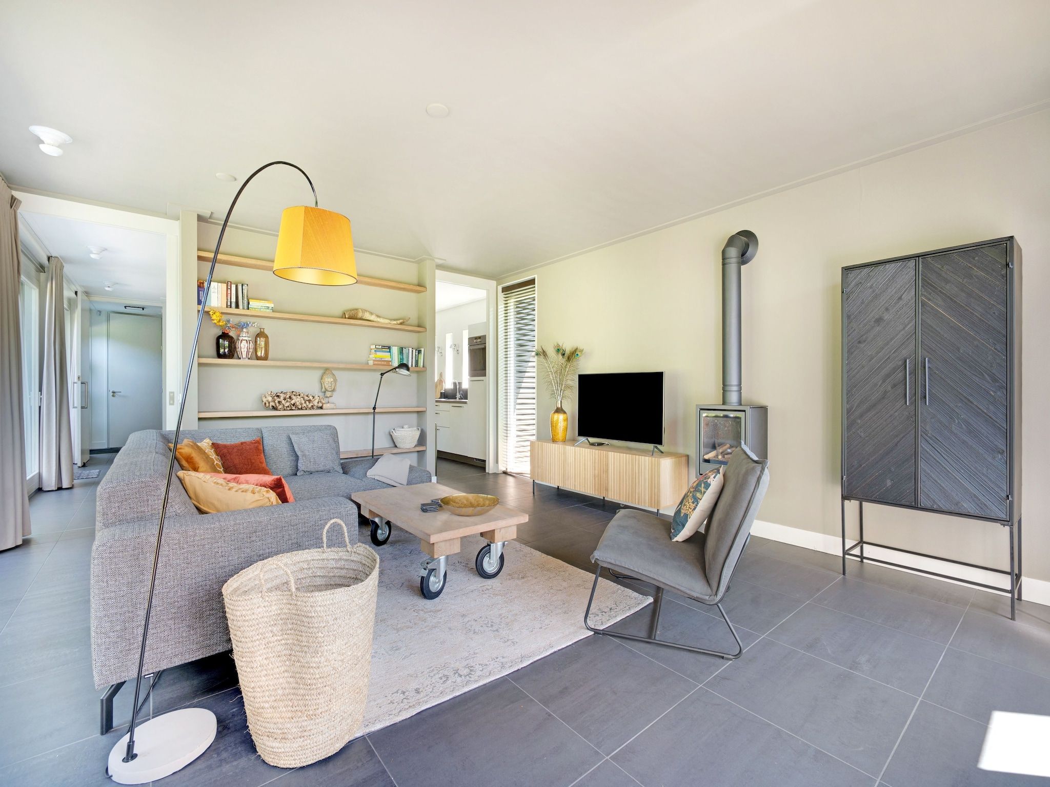 De woonkamer van Stijlvol familiehuis in Grou in Grou