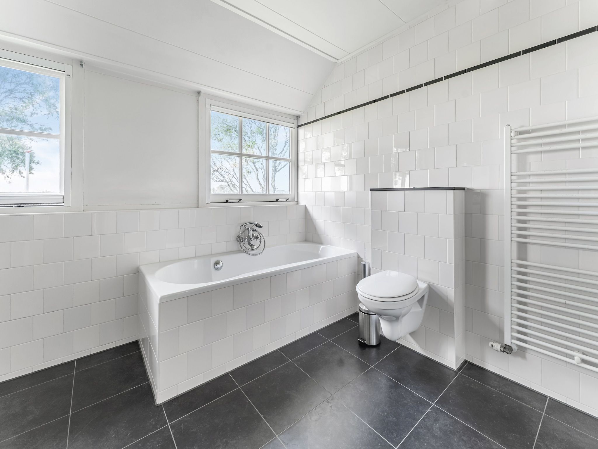 De badkamer van De Pauwenhof in Heiloo