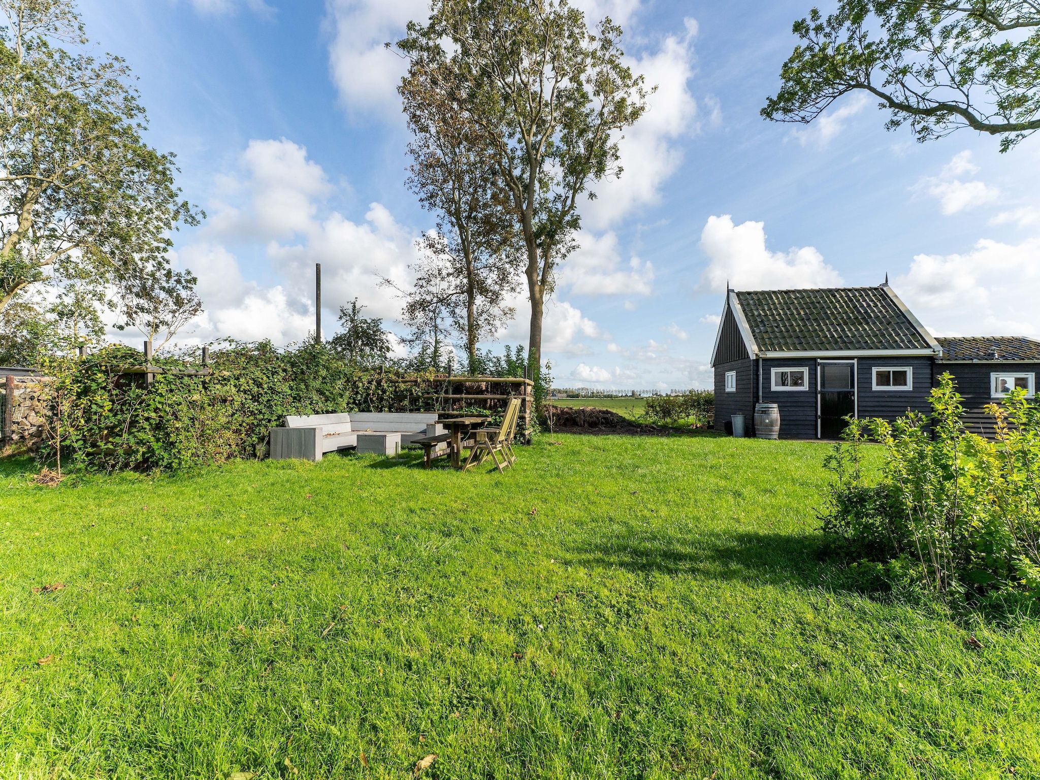 De tuin van De Pauwenhof in Heiloo