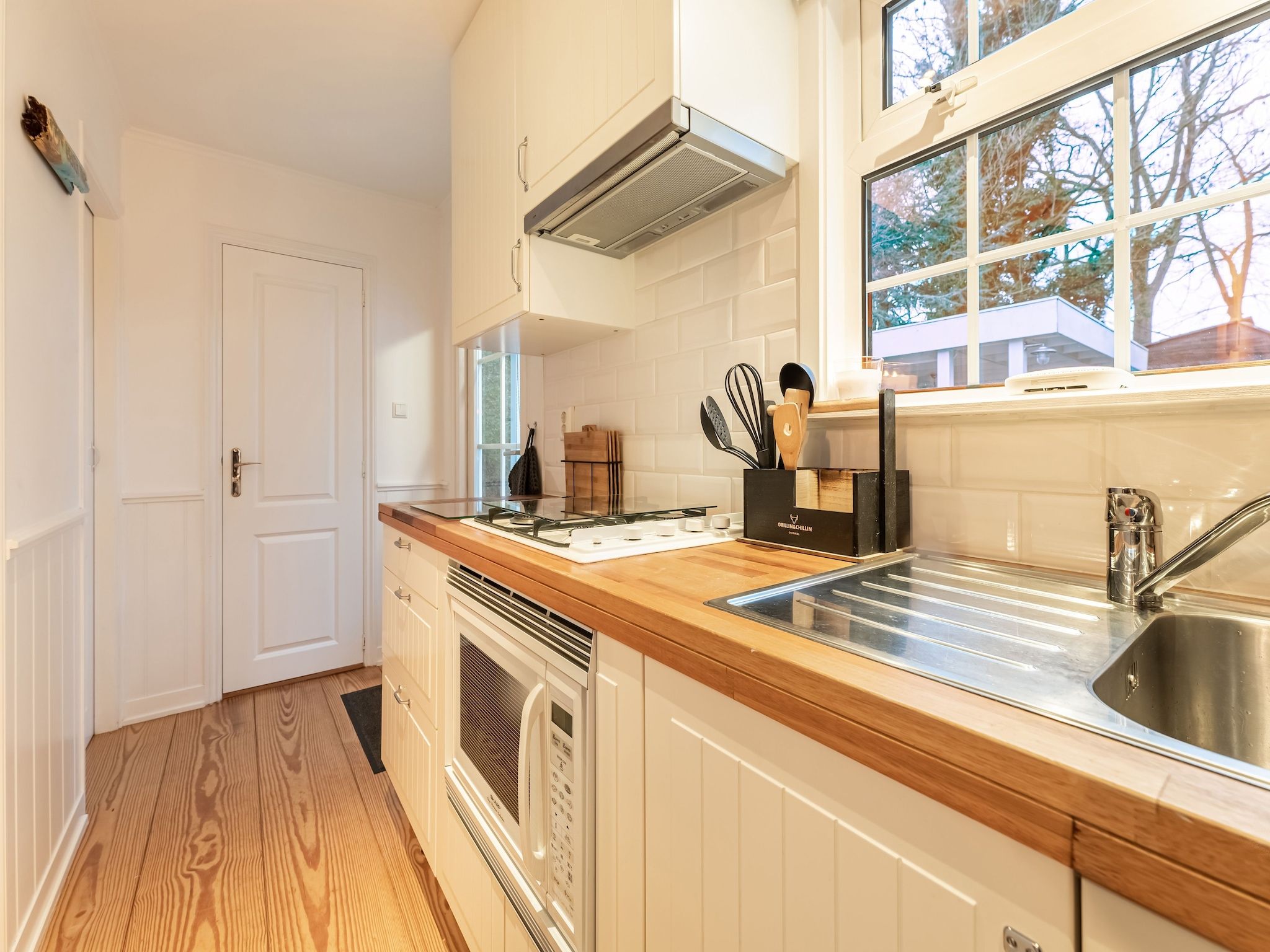 De keuken van Chalet Kieftveen 2-4pax nr 571 met Jacuzzi in Voorthuizen