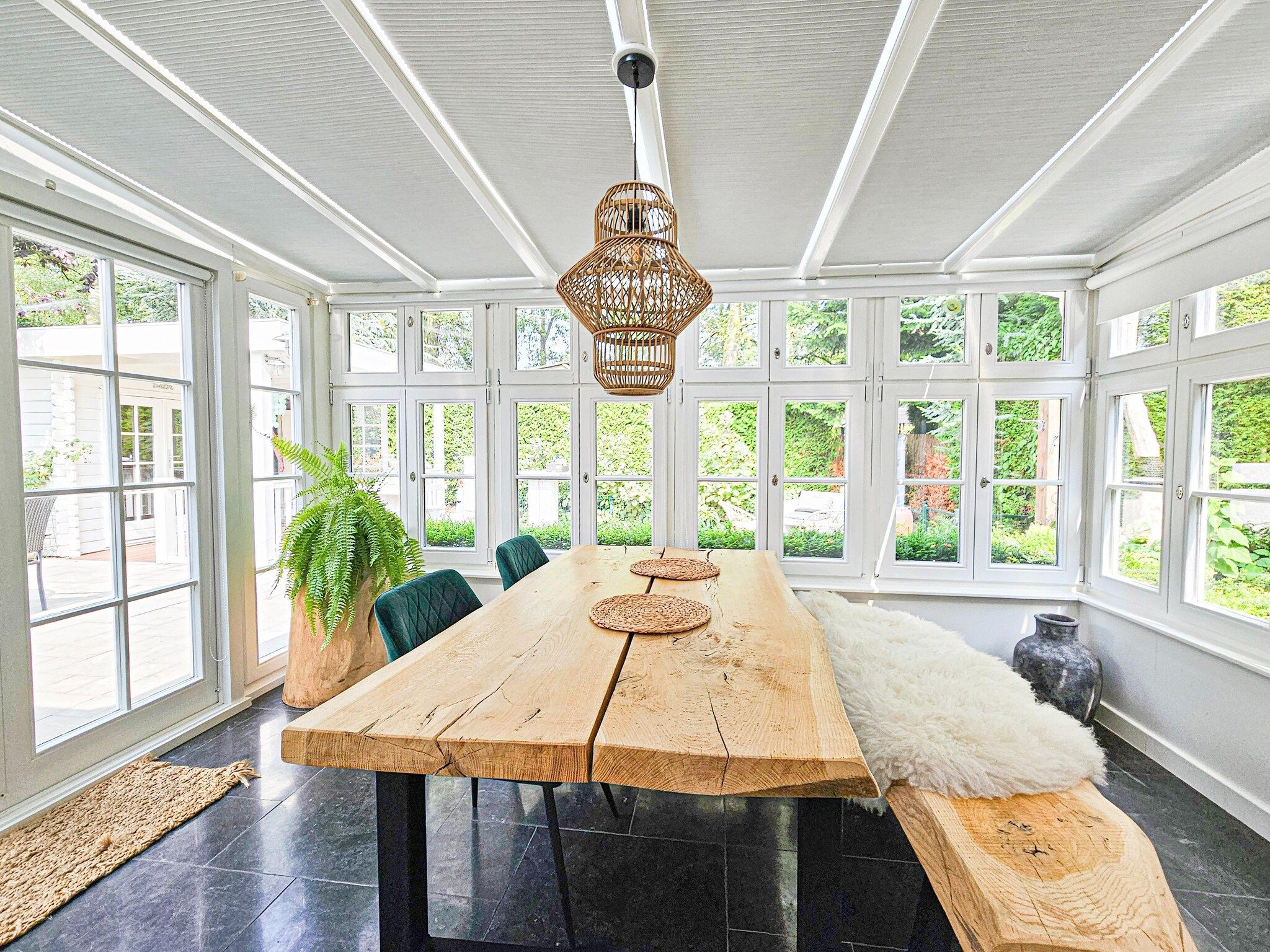 De eetkamer van Chalet Kieftveen 2-4pax nr 571 met Jacuzzi in Voorthuizen