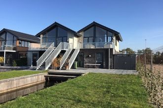 Vakantiehuis in Stavoren met aanlegsteiger in Stavoren