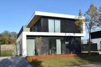 Luxe 10p villa aan het water nabij Harderwijk in Zeewolde