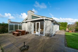 Vakantiehuis in Park De Watersnip vlakbij Zee in Petten