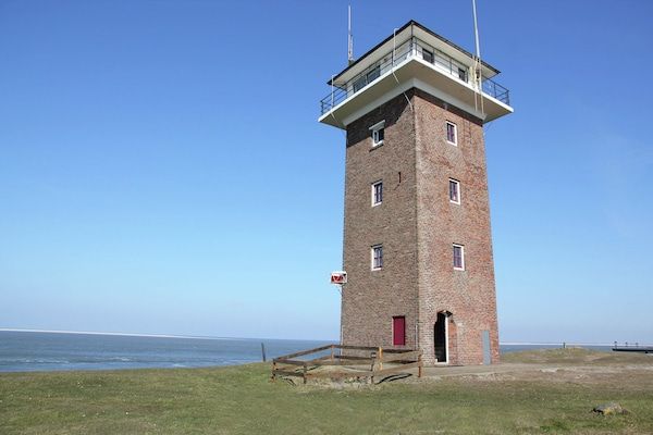 Buitenkant - Torenappartement in Huisduinen aan Zee in Huisduinen (1)