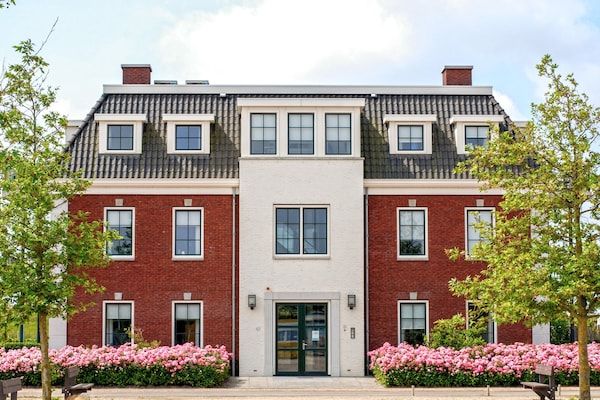 Buitenkant - Appartement in Colijnsplaat met Sauna en Jacuzzi in Colijnsplaat (1)