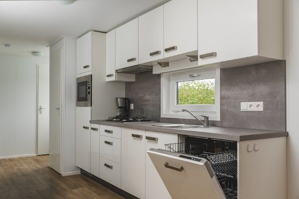 Keuken - Chalet in Zuna bij de tennisbaan in Zuna (3)