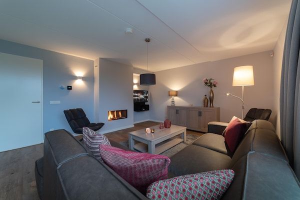 Woonkamer - Vakantiehuis in Zeeland bij de Zee in Colijnsplaat (1)