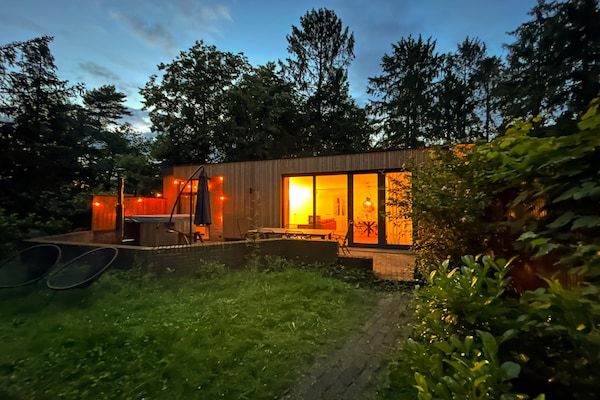 Wellness - Vakantiehuis in Zelhem met Bos en Hottub in Zelhem (1)