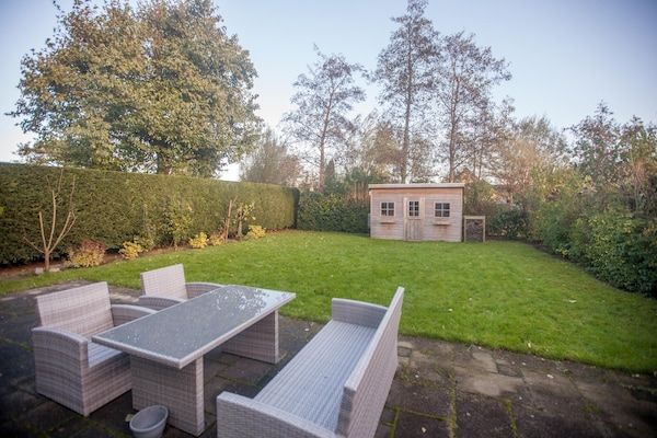 Terras - Vakantiehuis in Zeeland bij de kust in Wemeldinge (5)
