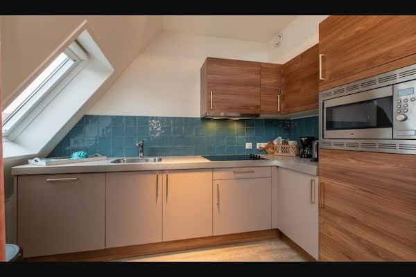 Keuken - Appartement in Zoutelande bij Strand in Zoutelande (4)