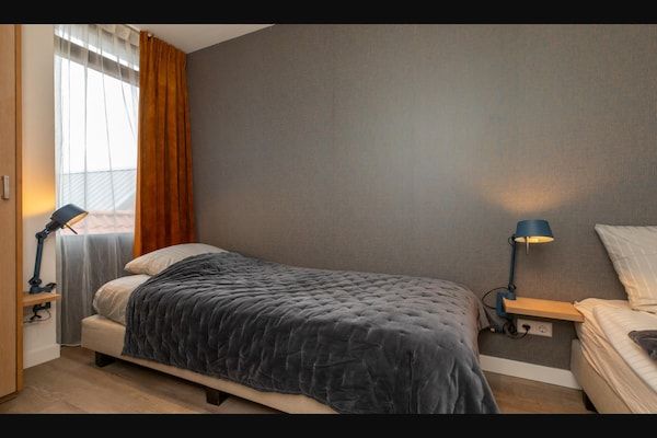 Slaapkamer - Appartement in Zoutelande bij Strand in Zoutelande (5)