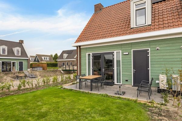 Terras - Vakantiehuis in Medemblik bij Kasteel Radboud in PS Opperdoes (5)