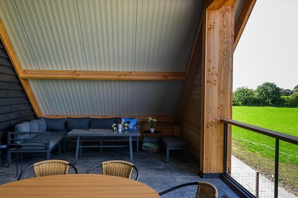 Terras - Prachtige nieuwe groepswoning met panoramisch uitzicht in Montfoort (5)