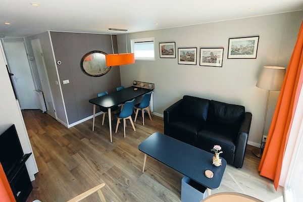 Woonkamer - Chalet Vogelzang voor een retraite in Vorden (2)