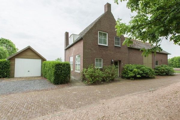 Buitenkant - Verblijf in de buurt van de kust van Seeland. in Aardenburg (1)