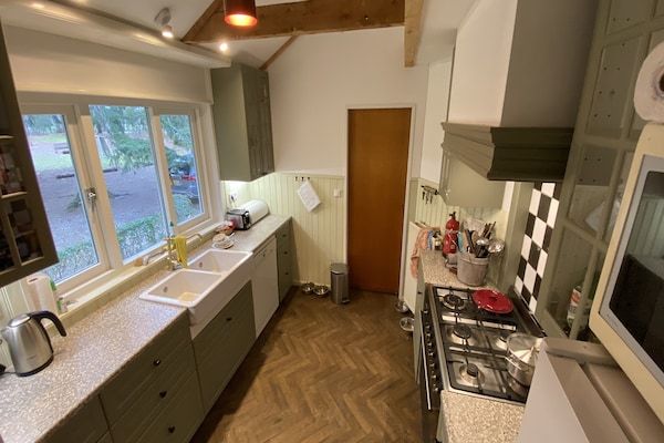 Keuken - Schuilplaats: Sauna, Tennis & Trampoline in Oploo (3)