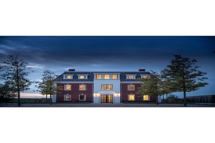 De buitenkant van Zeeuwse Parel luxe Appartement 4 pers 2 bdk in Colijnsplaat