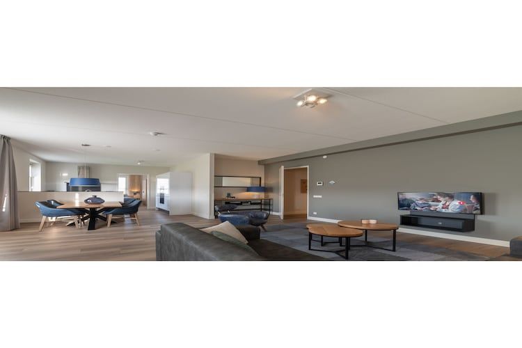 De eetkamer van Zeeuwse Parel luxe Appartement 4 pers 2 bdk in Colijnsplaat